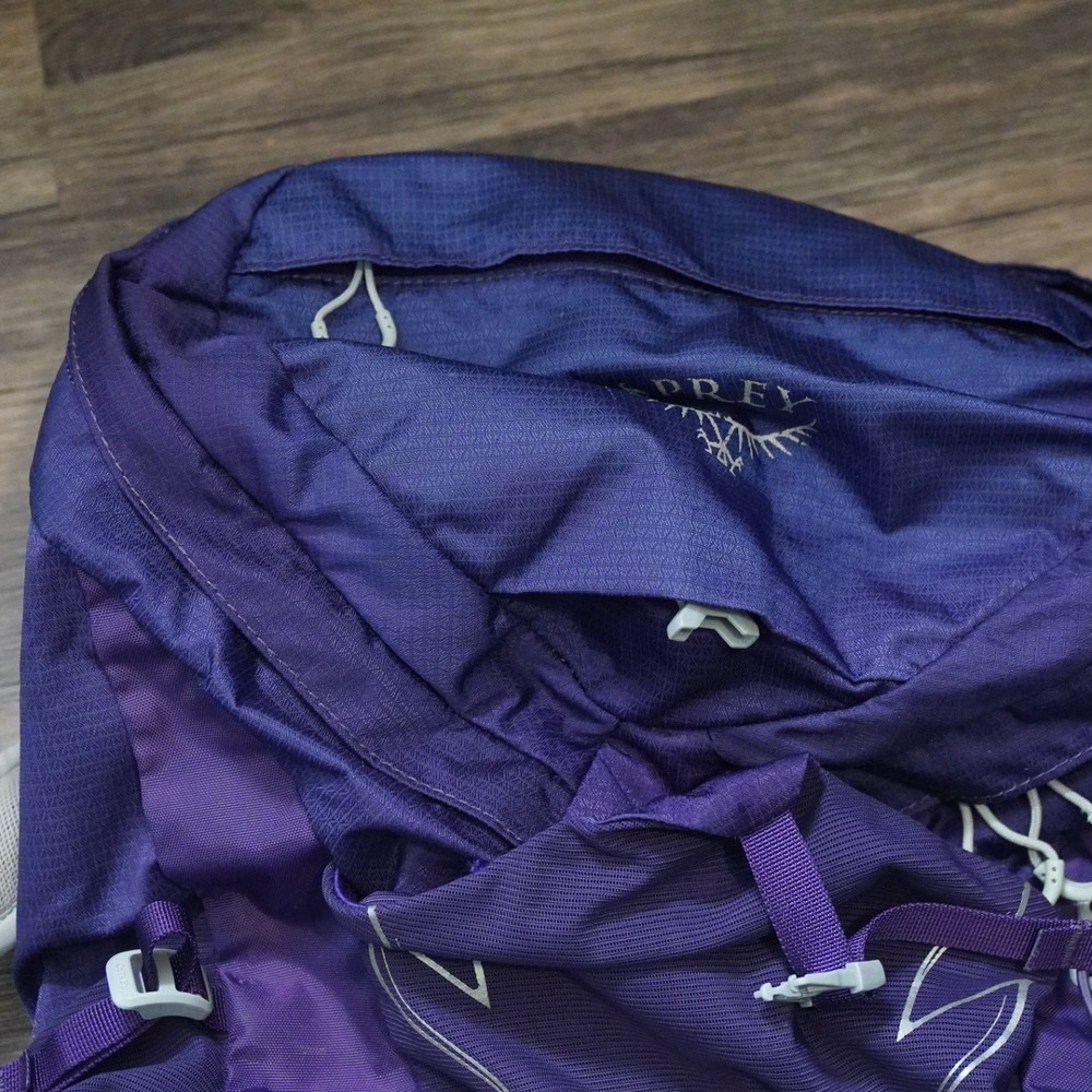 OSPREY Purple Women's Hiking Backpack - Picture 2 of 7